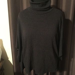 Gray Turtle neck poncho size L